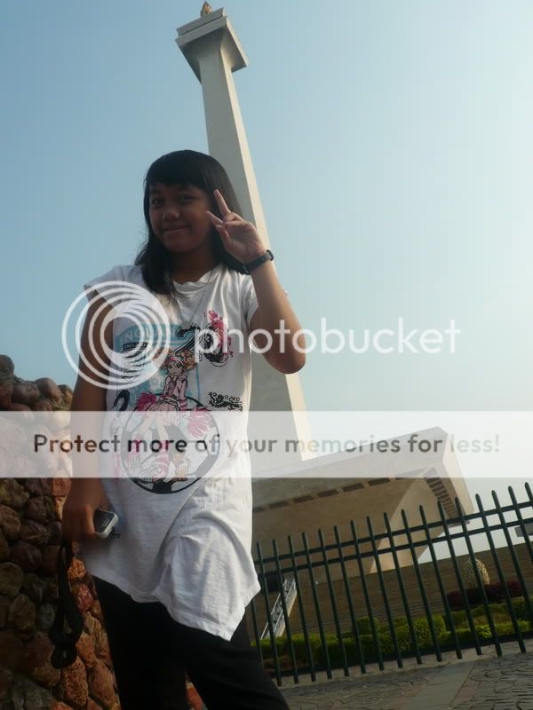 Monas