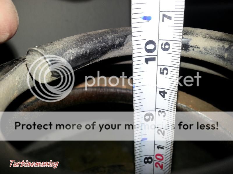 Toyota Avanza rear suspension
