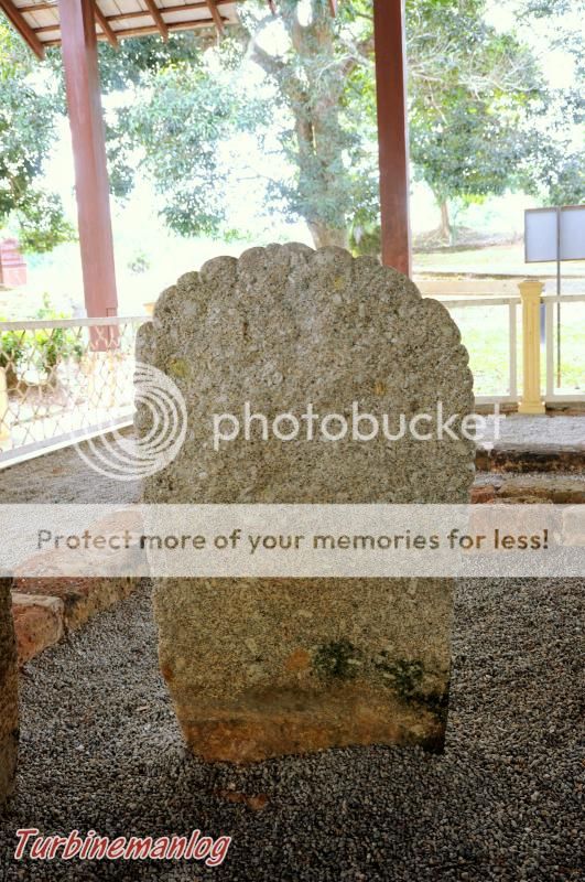 Pengkalan Kempas megalithic rock