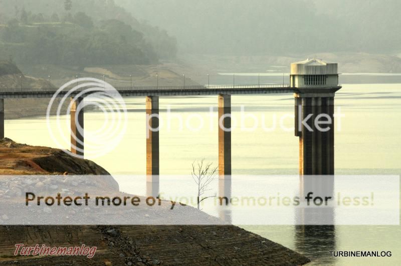 Sungai Selangor Dam
