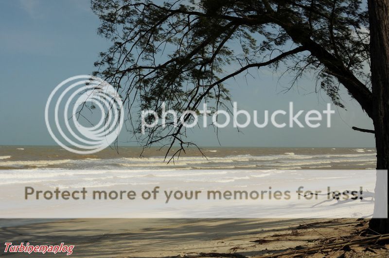 Pelindung Beach