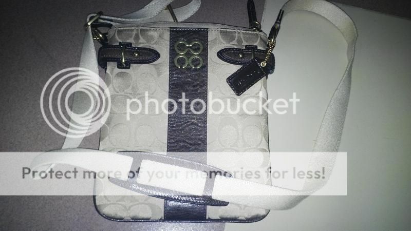 Cần bán túi đeo quai chéo hàng chính hãng Coach xtay - 2