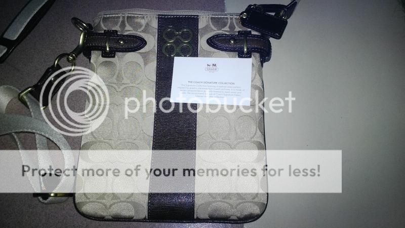 Cần bán túi đeo quai chéo hàng chính hãng Coach xtay - 1